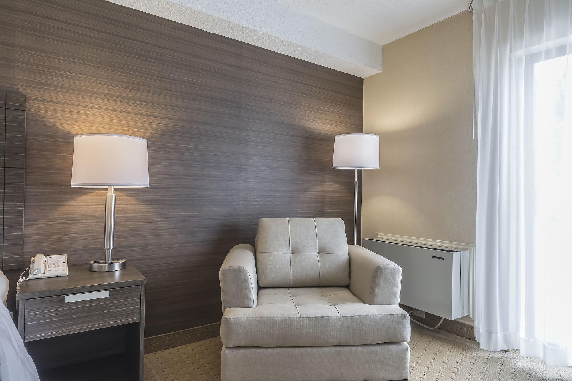 Comfort Inn Levis Luaran gambar