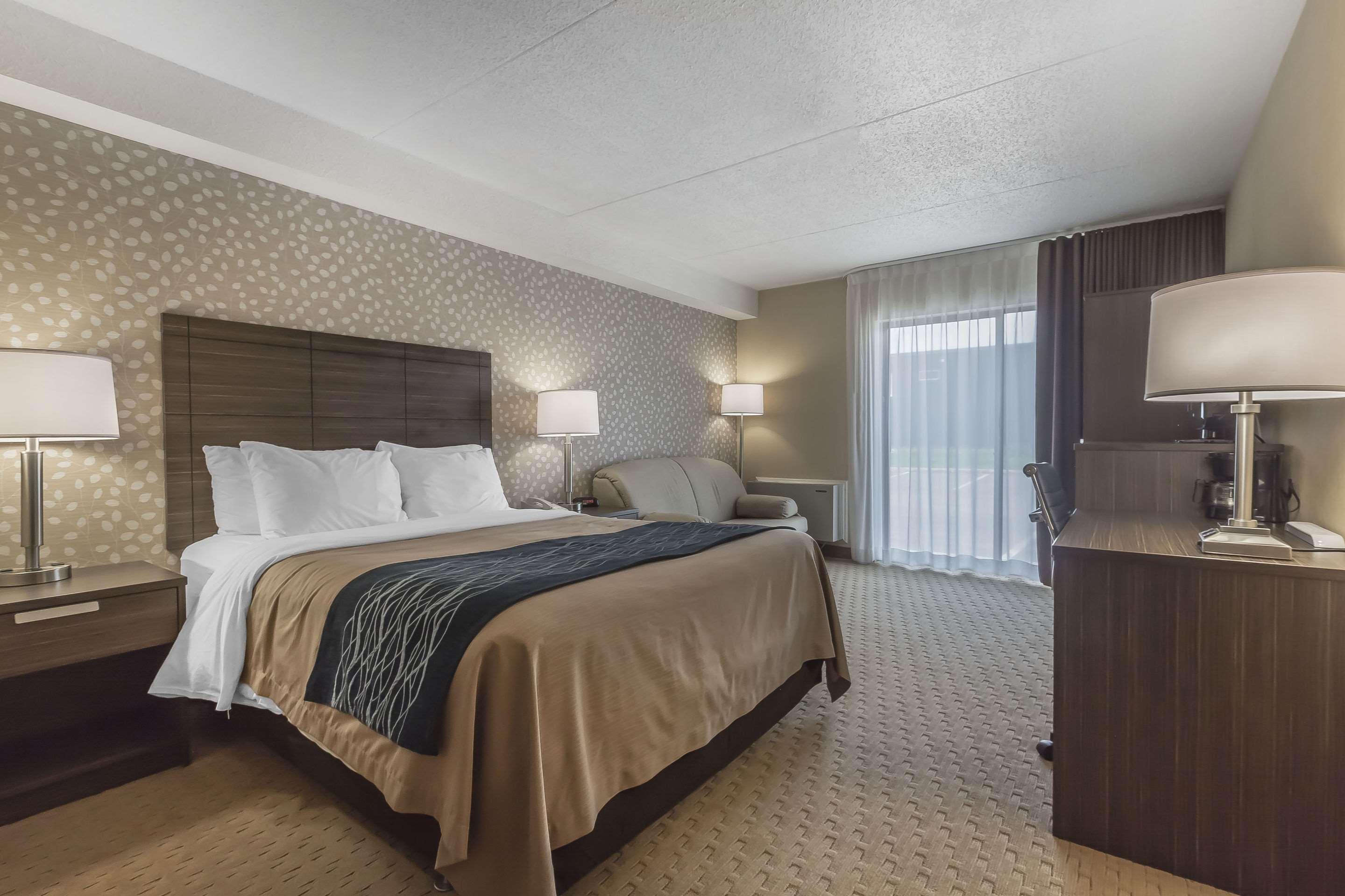 Comfort Inn Levis Luaran gambar