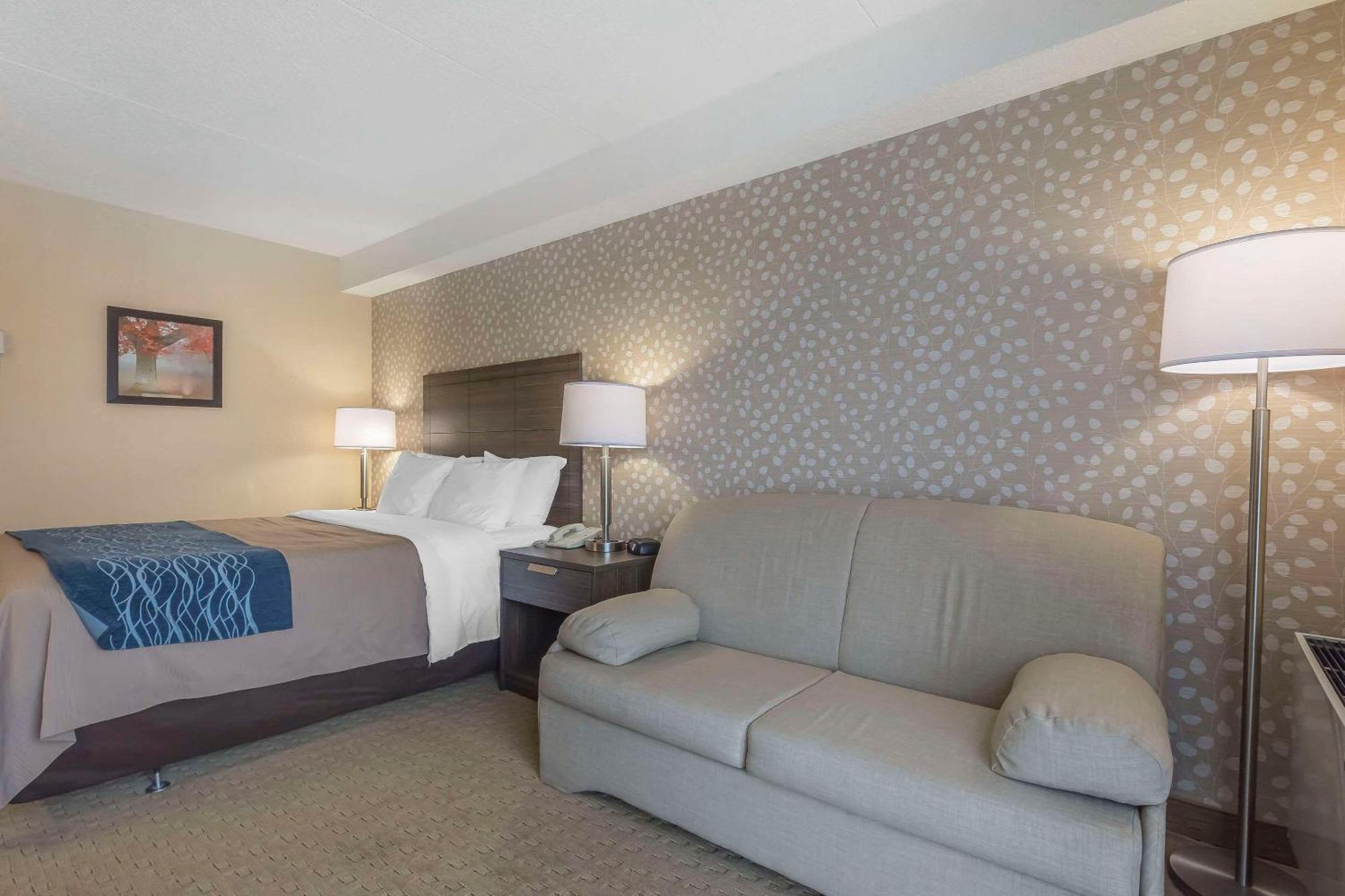 Comfort Inn Levis Luaran gambar