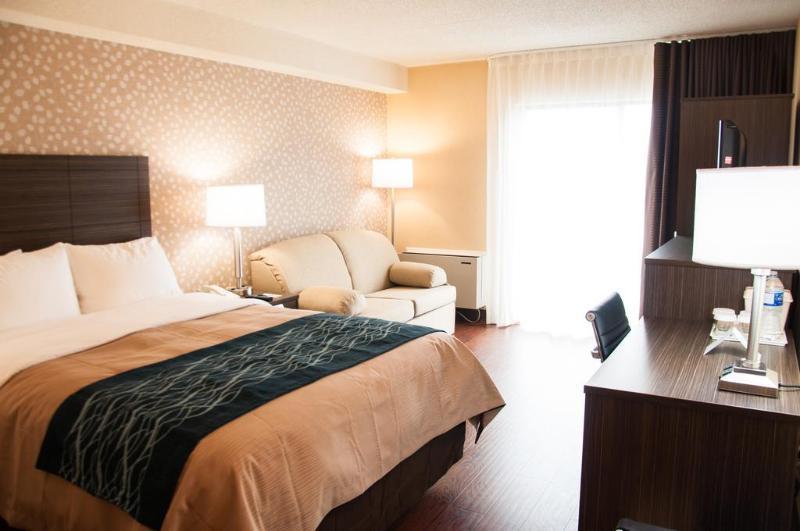 Comfort Inn Levis Luaran gambar