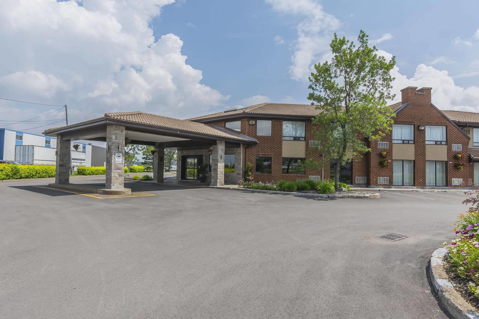 Comfort Inn Levis Luaran gambar
