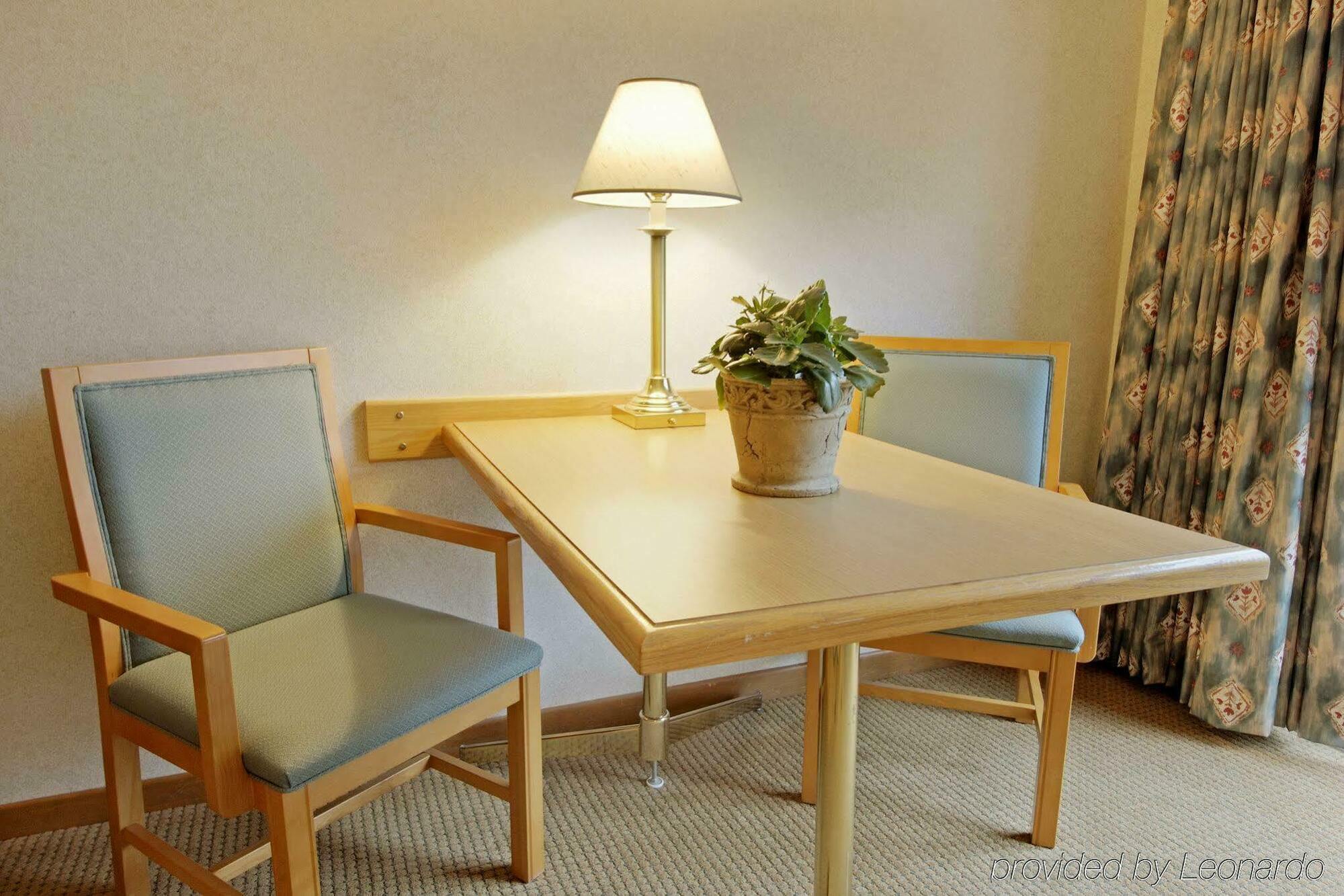 Comfort Inn Levis Luaran gambar